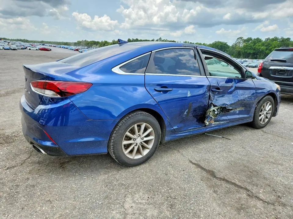 2018 HYUNDAI SONATA SE  