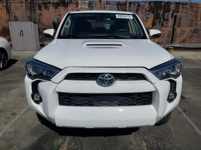 2023 TOYOTA 4RUNNER SE  