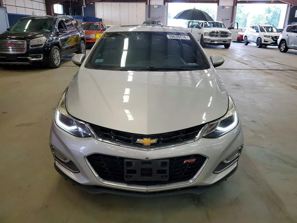 2017 CHEVROLET CRUZE LT  
