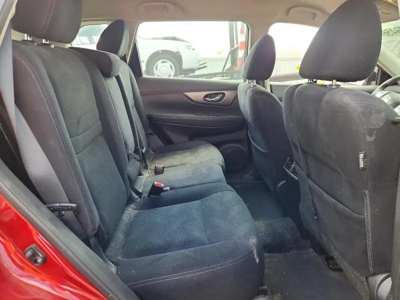 2015 NISSAN ROGUE S  