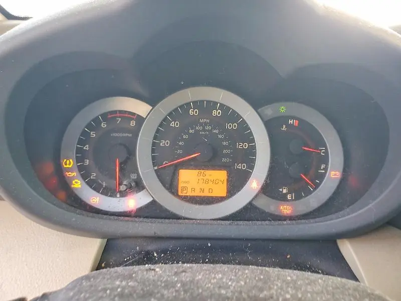 2011 TOYOTA RAV4 BASE  