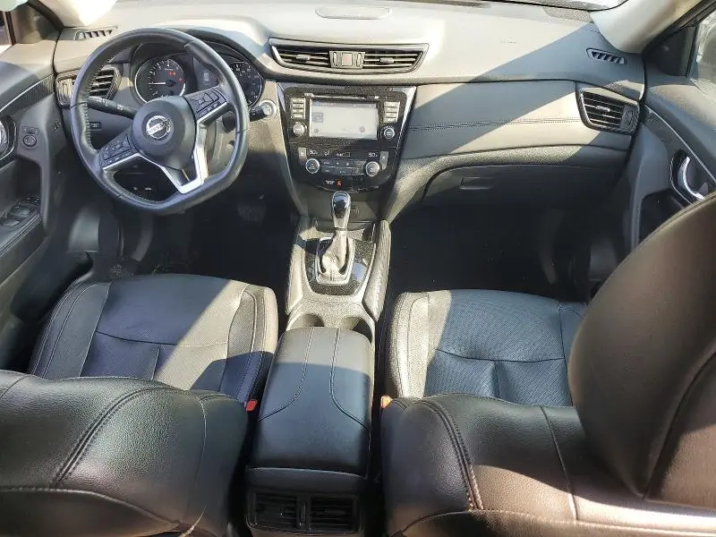 2017 NISSAN ROGUE SL  