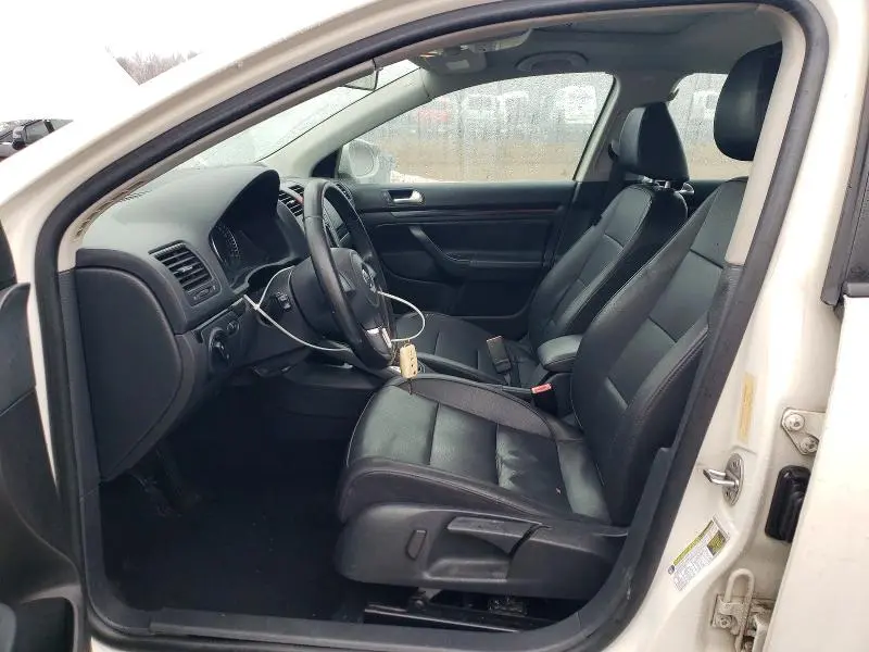 2010 VOLKSWAGEN JETTA WOLFSBURG  