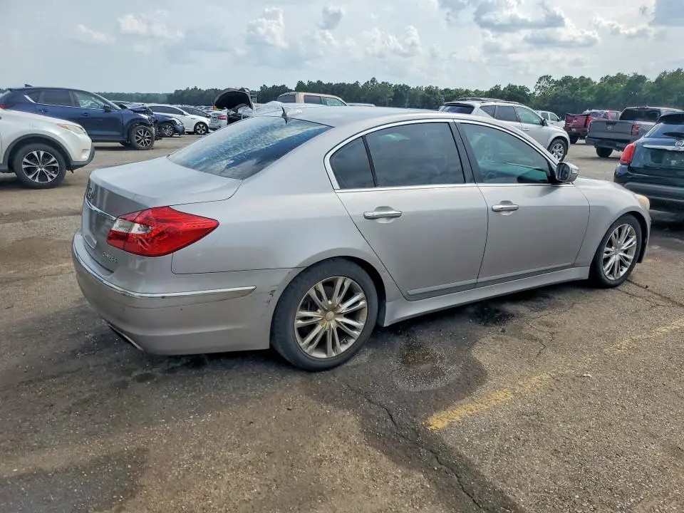 2013 HYUNDAI GENESIS 3.8L  