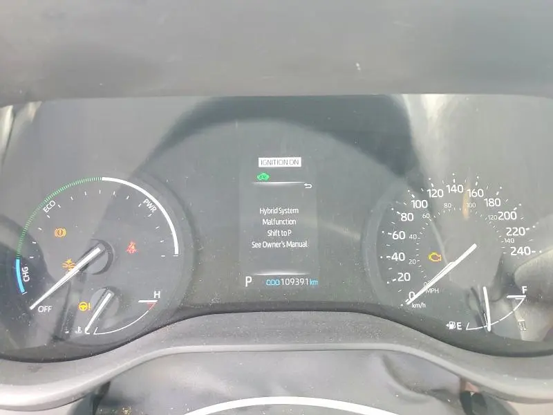 2022 TOYOTA SIENNA LE  