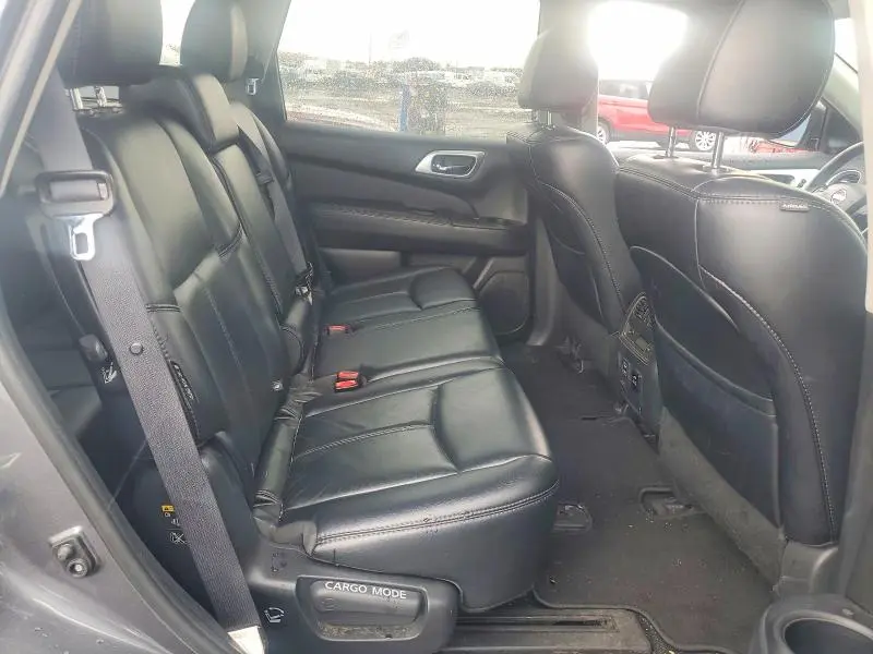 2018 NISSAN PATHFINDER SL  