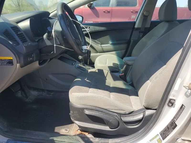 2016 KIA FORTE LX  