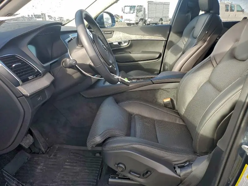 2025 VOLVO XC90 ULTRA  