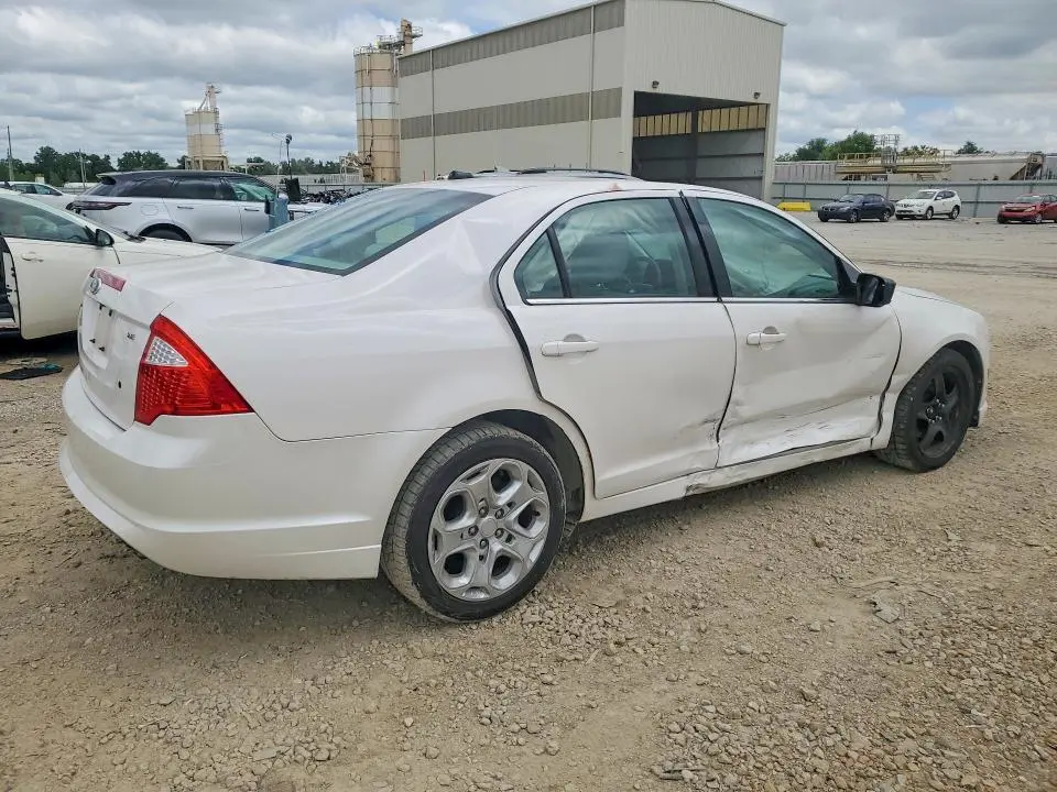 2010 FORD FUSION SE  