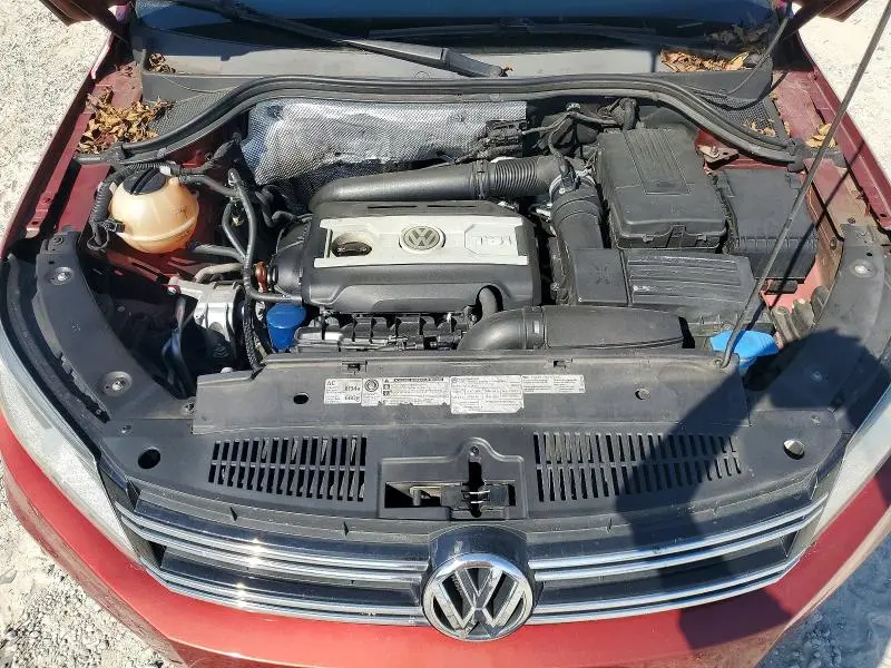 2013 VOLKSWAGEN TIGUAN S  