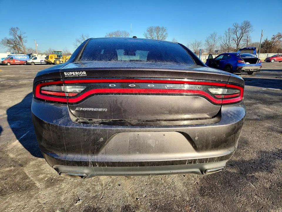 2015 DODGE CHARGER SE  