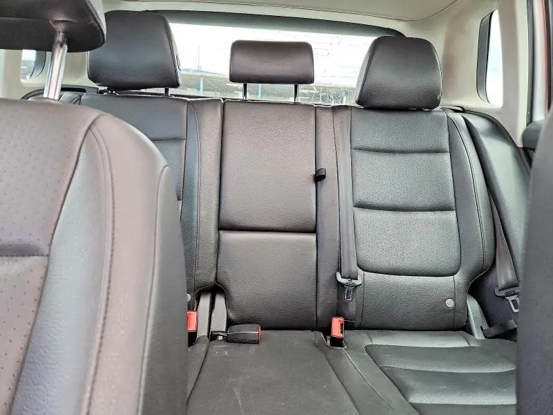 2013 VOLKSWAGEN TIGUAN S  