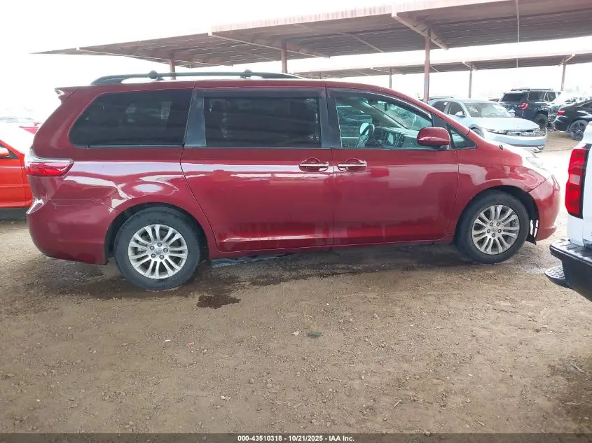 2015 TOYOTA SIENNA XLE 8 PASSENGER