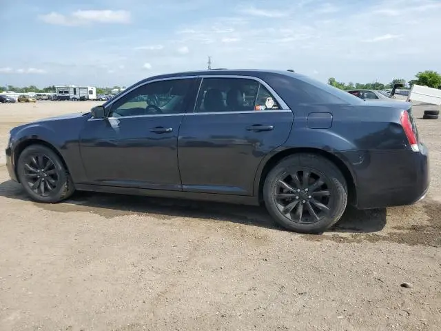 2016 CHRYSLER 300 LIMITED  