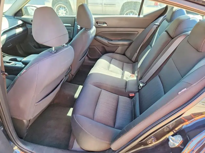 2019 NISSAN ALTIMA SV  