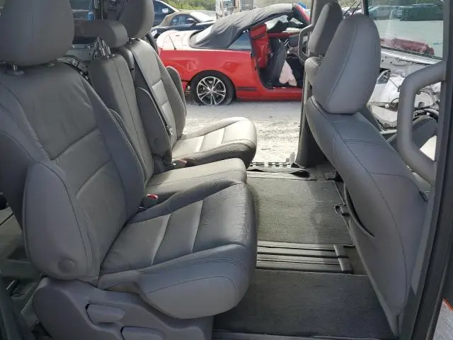 2018 TOYOTA SIENNA XLE  