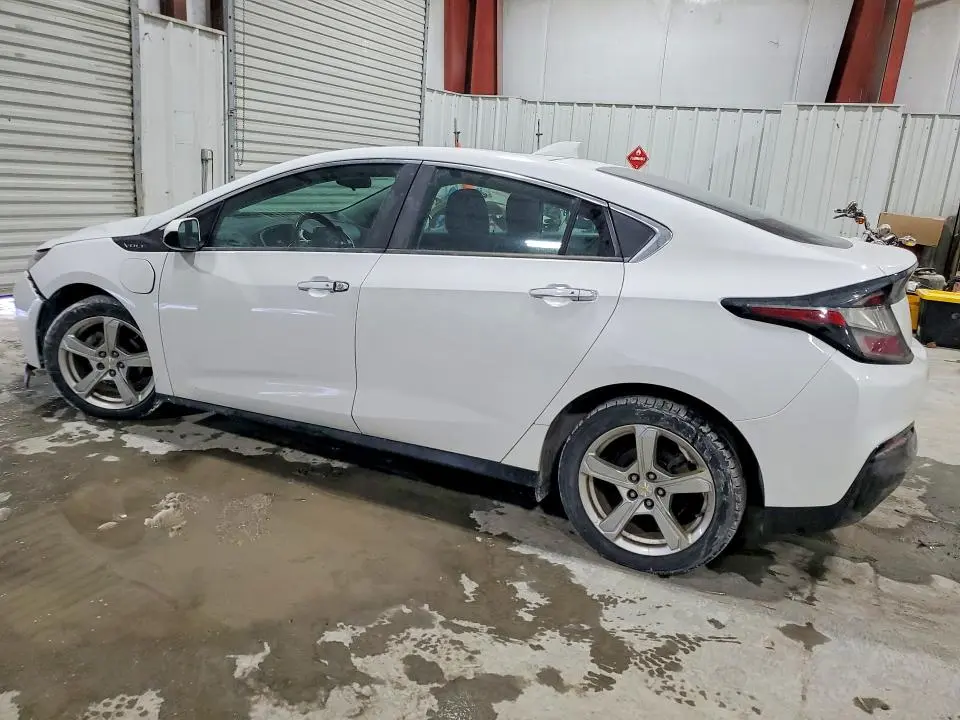 2018 CHEVROLET VOLT LT  