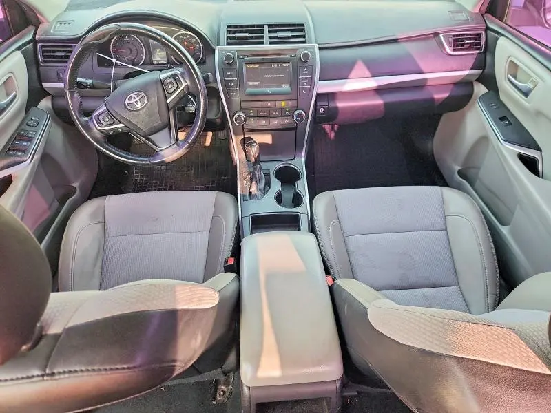 2017 TOYOTA CAMRY SE  