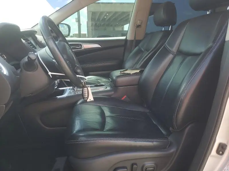 2018 NISSAN PATHFINDER SL  
