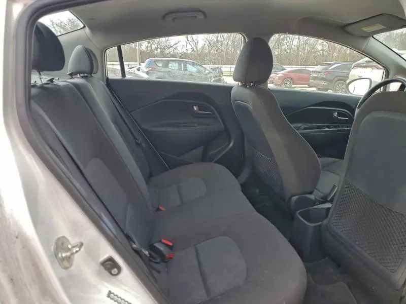 2013 KIA RIO LX  