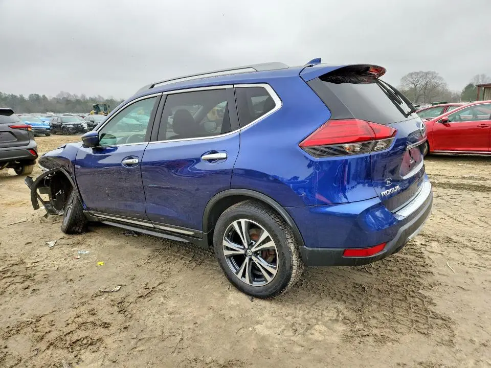 2017 NISSAN ROGUE SL  