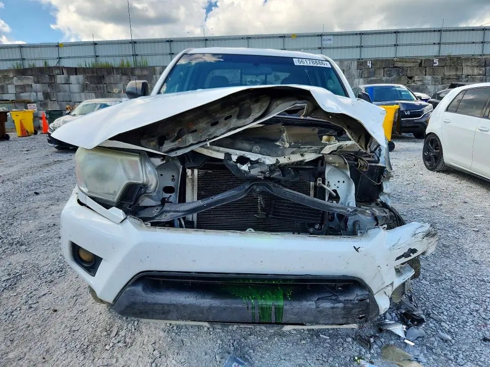 2015 TOYOTA TACOMA V6  
