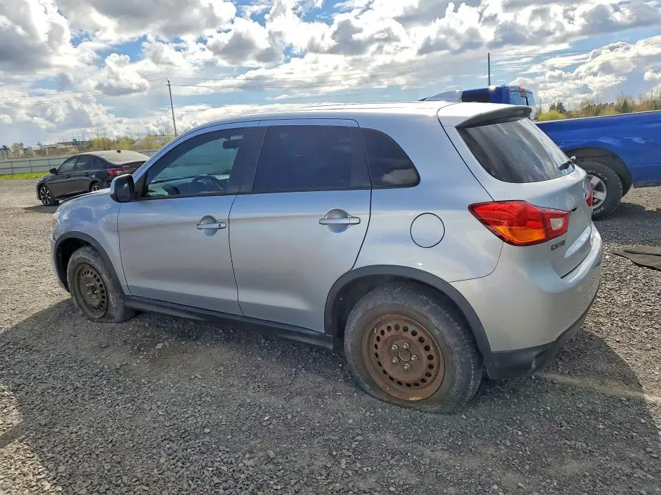 2017 MITSUBISHI RVR SE  