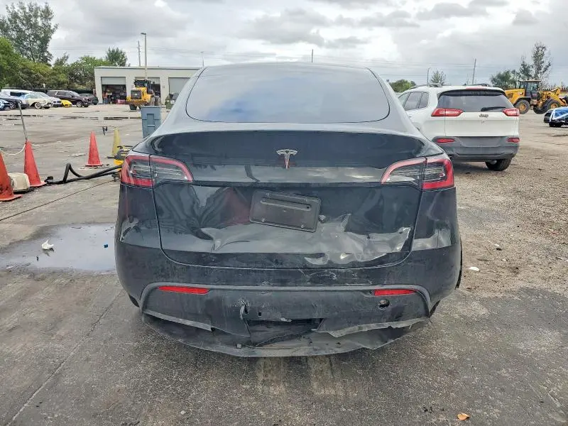 2024 TESLA MODEL Y   