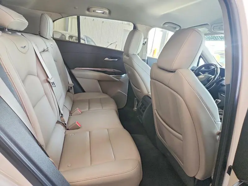 2019 CADILLAC XT4 LUXURY  