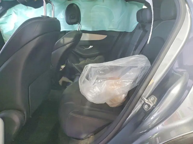 2019 MERCEDES-BENZ GLC 350E  