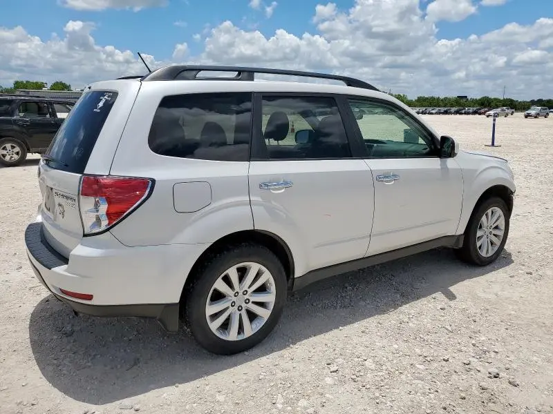 2013 SUBARU FORESTER LIMITED  