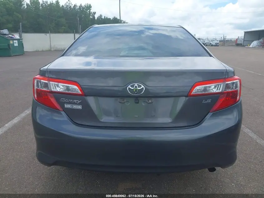 2014 TOYOTA CAMRY LE