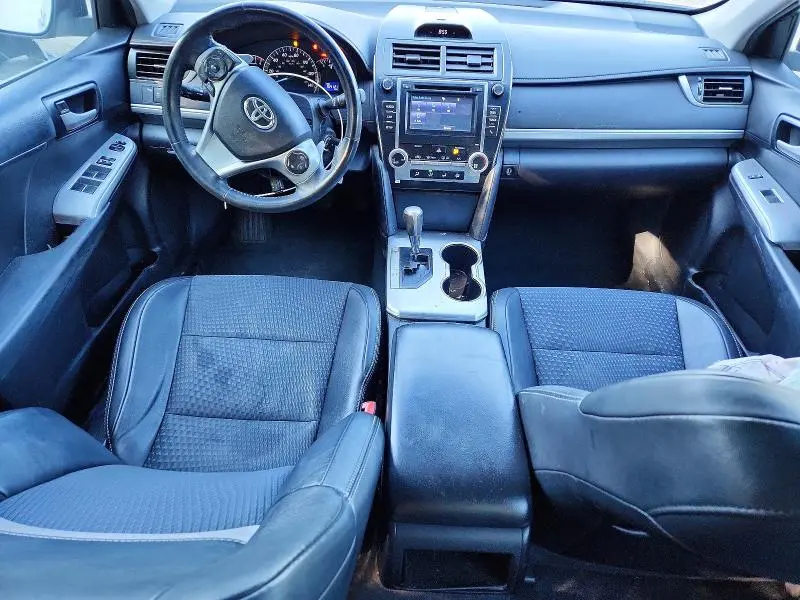 2014 TOYOTA CAMRY SE  