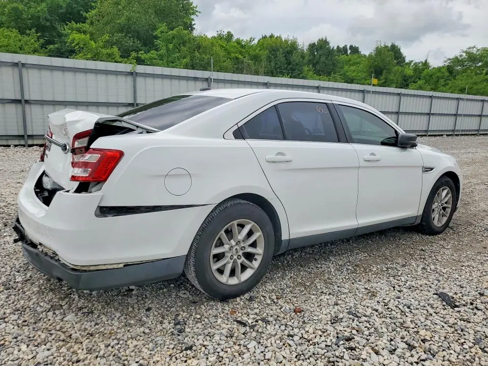 2013 FORD TAURUS SE  