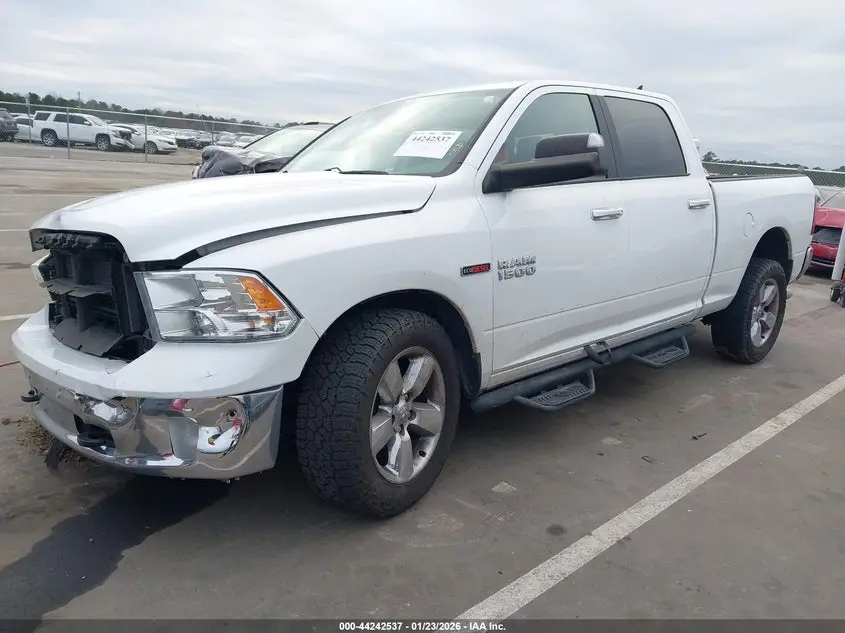 2018 RAM 1500 BIG HORN  4X4 6'4 BOX