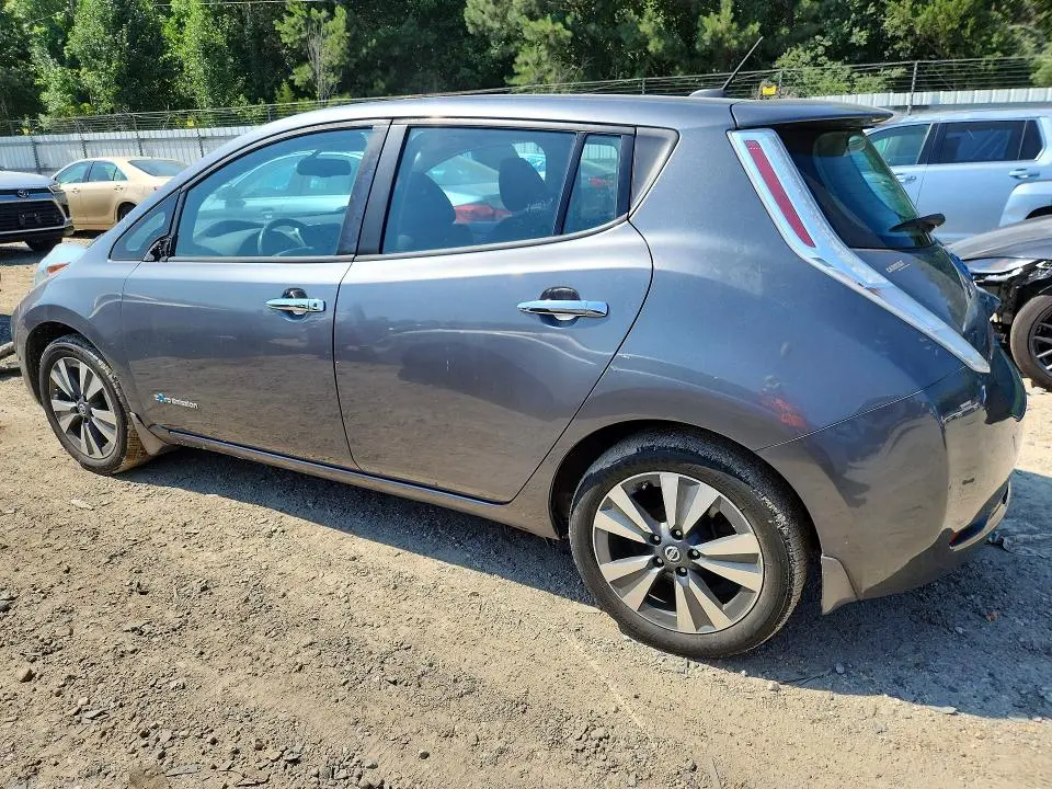 2016 NISSAN LEAF SV  
