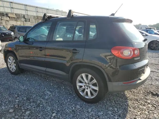 2010 VOLKSWAGEN TIGUAN SE  