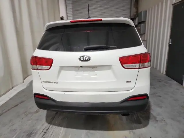 2017 KIA SORENTO LX  