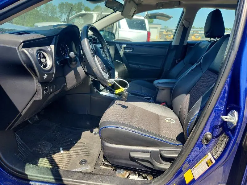 2018 TOYOTA COROLLA SE  