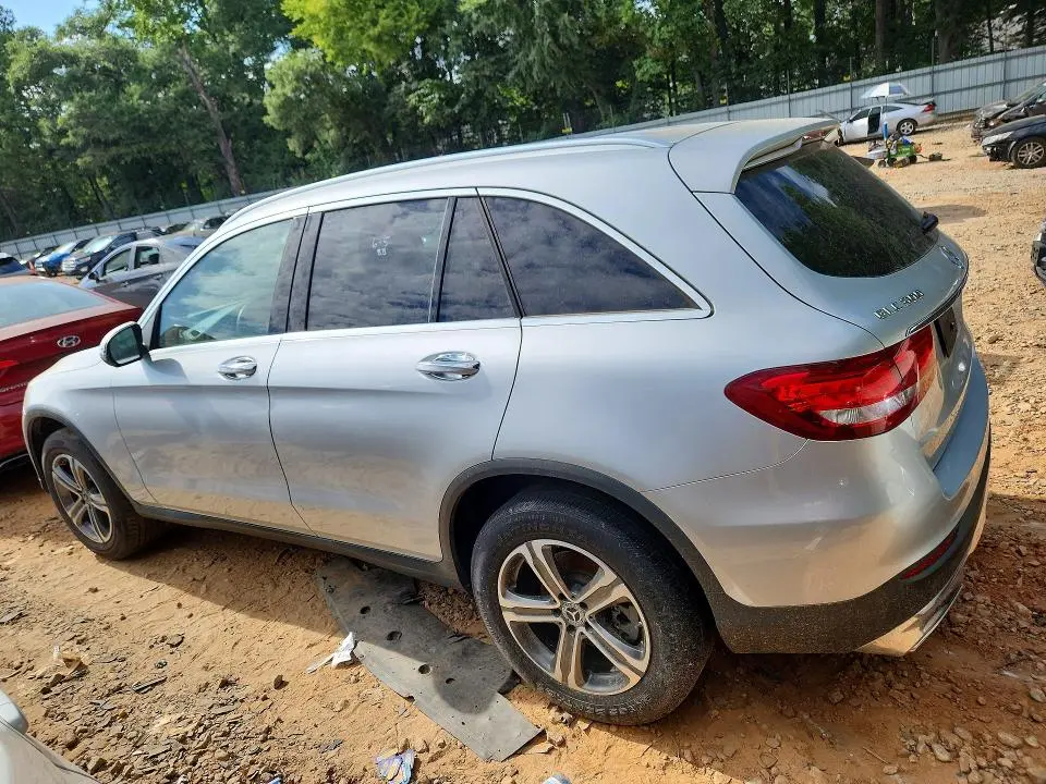 2017 MERCEDES-BENZ GLC 300  