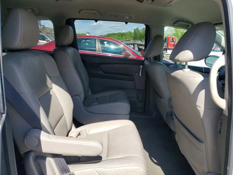 2016 HONDA ODYSSEY SE  
