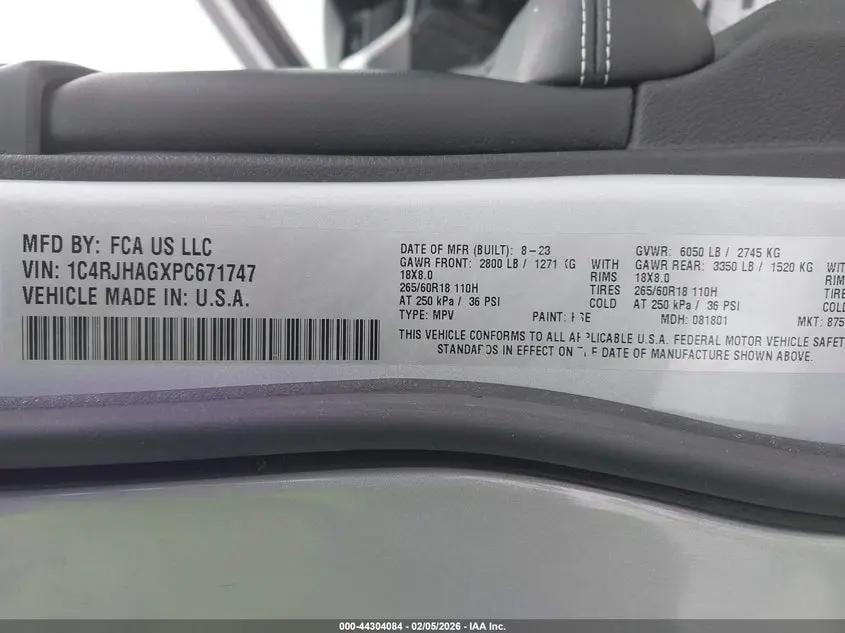 2023 JEEP GRAND CHEROKEE LAREDO X 4X4