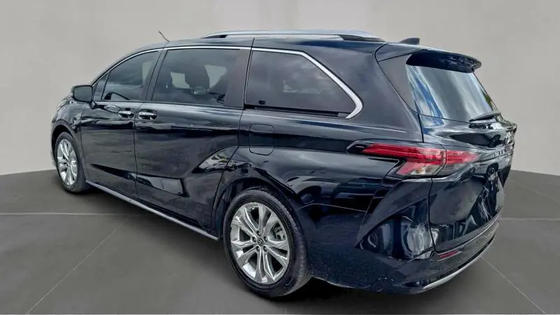 2022 TOYOTA SIENNA LIMITED  