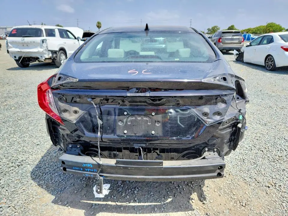 2018 HONDA CIVIC EX  