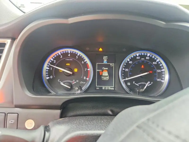 2016 TOYOTA HIGHLANDER LIMITED  