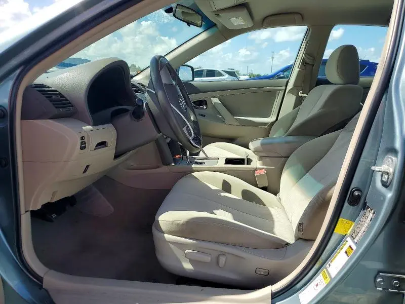 2011 TOYOTA CAMRY LE  