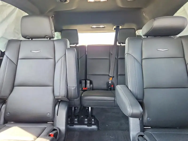 2022 CADILLAC ESCALADE LUXURY  