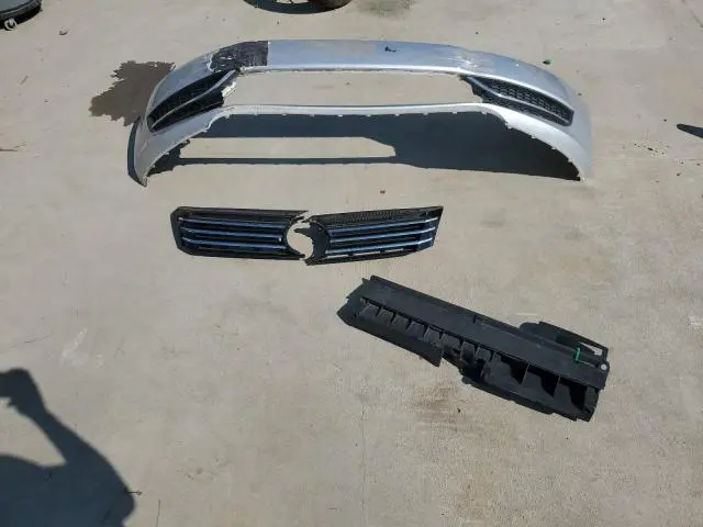 2014 VOLKSWAGEN PASSAT SE  