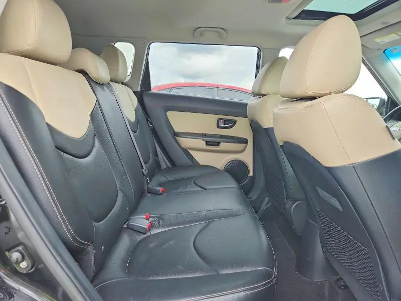 2013 KIA SOUL !  