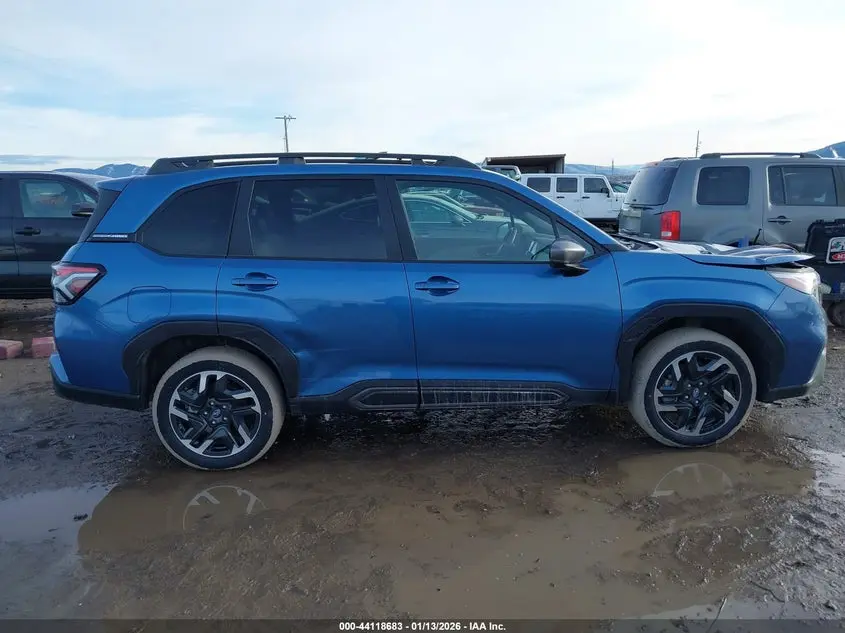 2025 SUBARU FORESTER LIMITED
